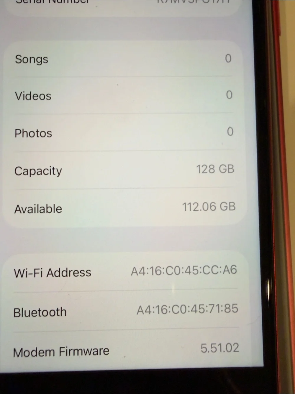 iPhone SE Gen 3. 128GB Product Red bundle